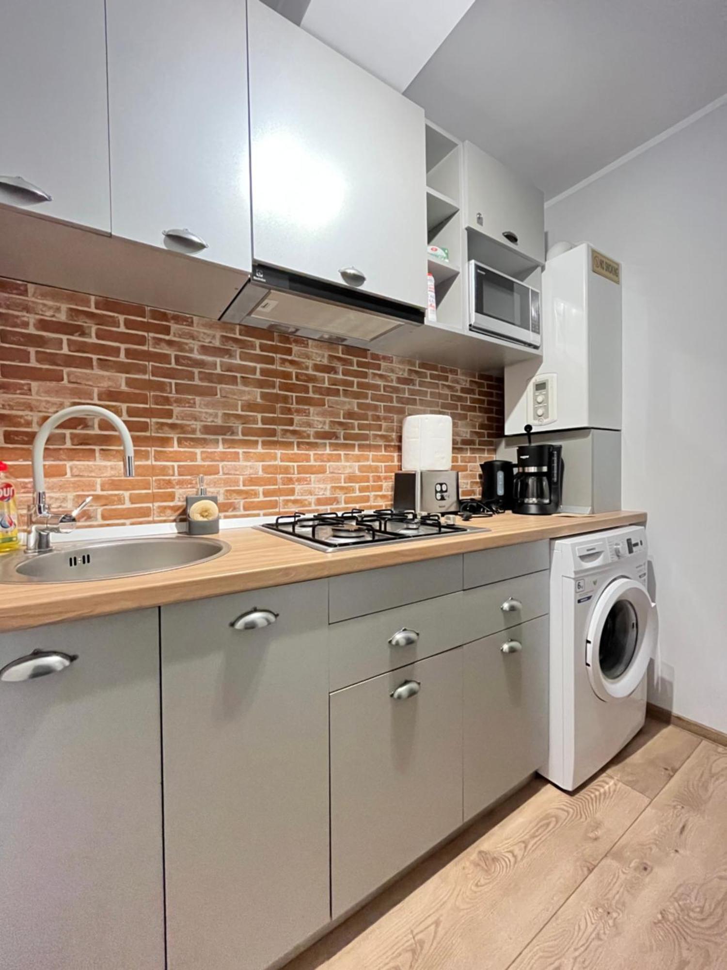 Apartment Wood&steel Galati (Galati)